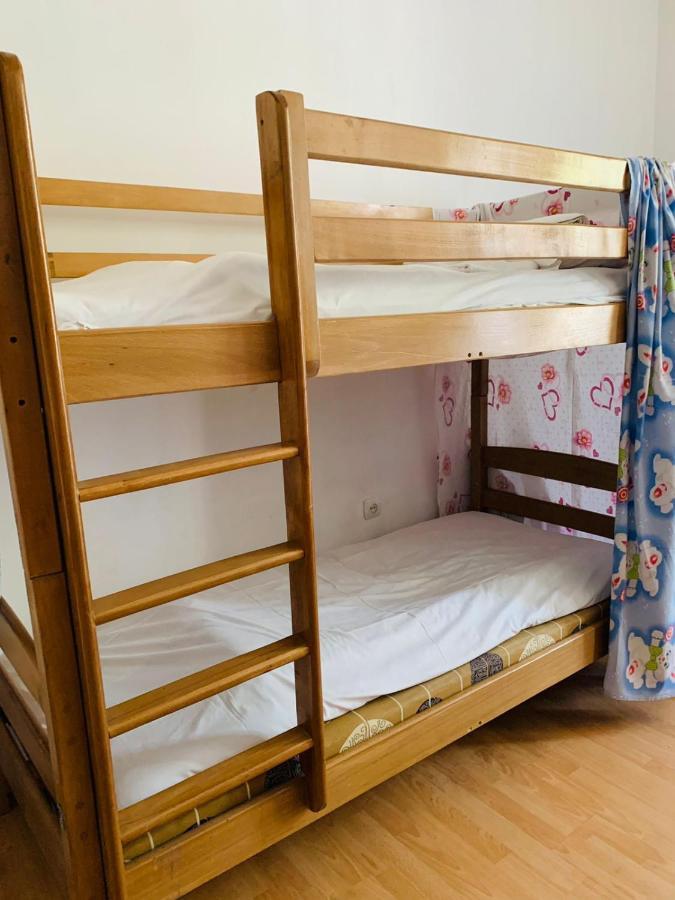 Infinity Hostel & Tour 耶烈万 外观 照片
